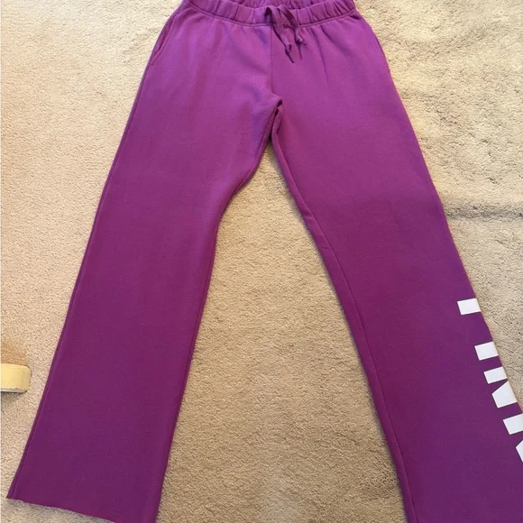 PINK Victoria’s Secret Sweatpants - Picture 2 of 4